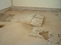 Cluny, Abbaye, Salle du Chapitre, Vestiges du choeur de Cluny II (2)